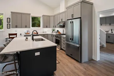 Property 26-4428 - Photo 2