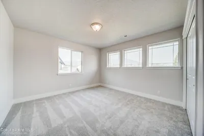 Property 25-10308 - Photo 25