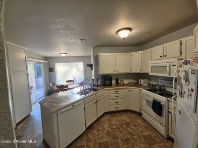 Property 26-7749 - Photo 4