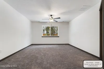Property 26-2452 - Photo 3