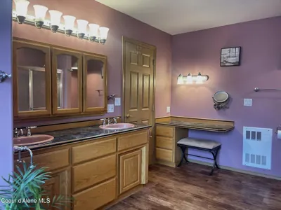 Property 26-10206 - Photo 33