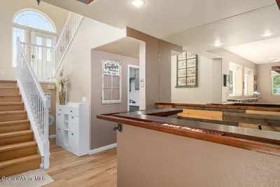 Property 26-7640 - Photo 5