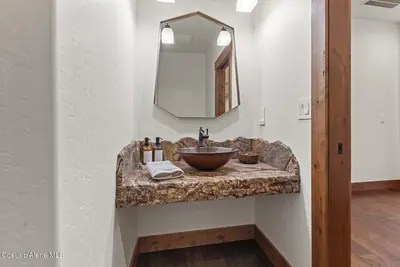 Property 26-7180 - Photo 30