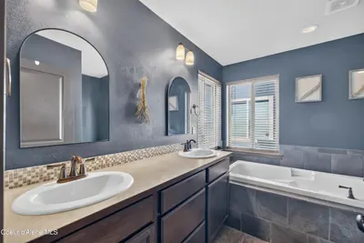 Property 26-10006 - Photo 27