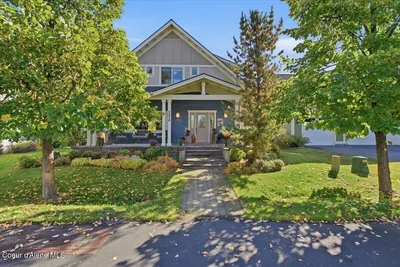 Property 26-10133 - Photo 2