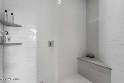 Property 26-9872 - Photo 23