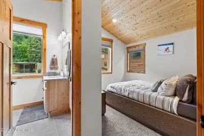 Property 26-8650 - Photo 26