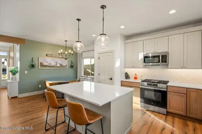 Property 26-10334 - Photo 13