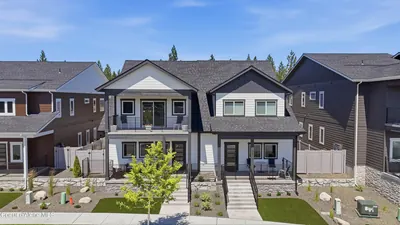 Property 26-9323 - Photo 2