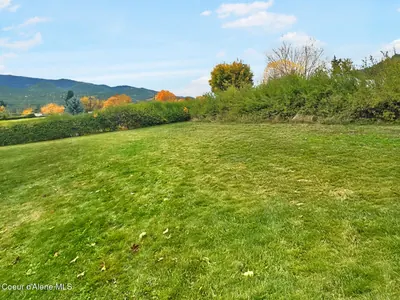 Property 25-11458 - Photo 3