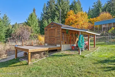 Property 26-10410 - Photo 27