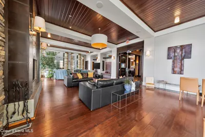 Property 26-1649 - Photo 58