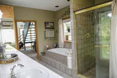 Property 26-8127 - Photo 53