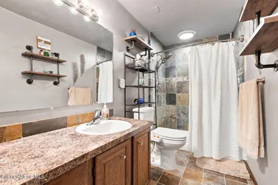 Property 26-8882 - Photo 26