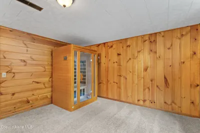 Property 26-8232 - Photo 26