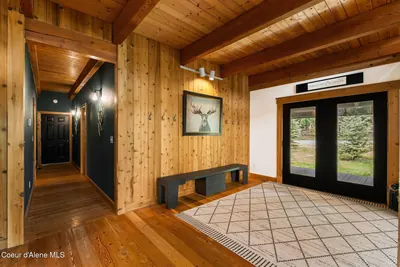 Property 26-7605 - Photo 2