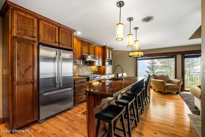 Property 26-10268 - Photo 17