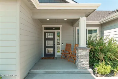 Property 26-10210 - Photo 5