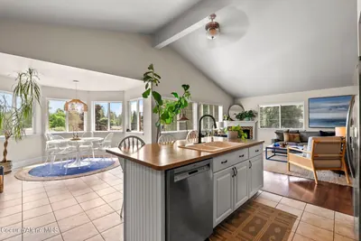 Property 26-8231 - Photo 11