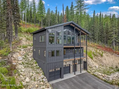 Property 26-9082 - Photo 1