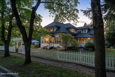 Property 26-9638 - Photo 2