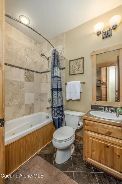 Property 25-10811 - Photo 13