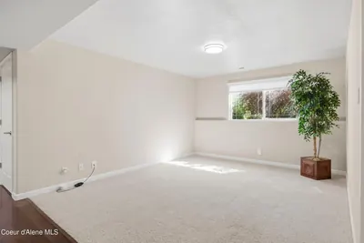 Property 26-9584 - Photo 35