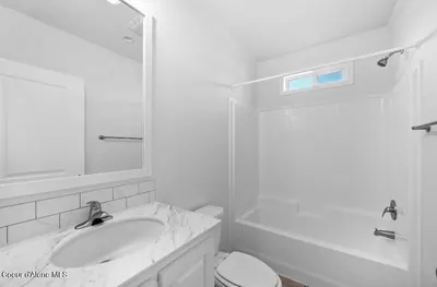 Property 26-8032 - Photo 9