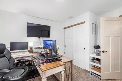 Property 26-8207 - Photo 25