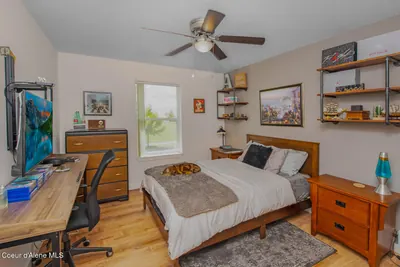 Property 26-10215 - Photo 6