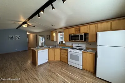 Property 26-10051 - Photo 11