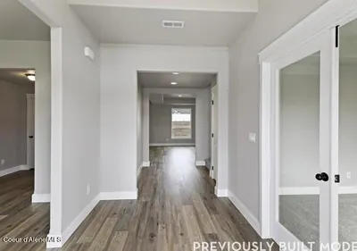 Property 24-4526 - Photo 5