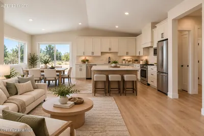 Property 26-10386 - Photo 2