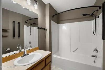 Property 26-10375 - Photo 13