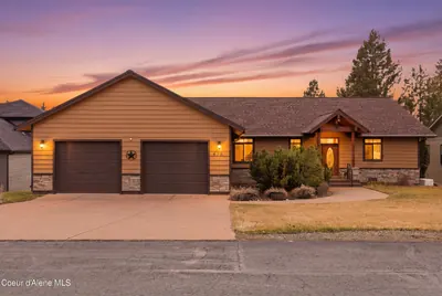 Property 26-1939 - Photo 1