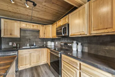 Property 26-7911 - Photo 13