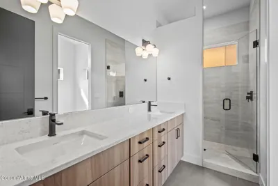 Property 26-9179 - Photo 17