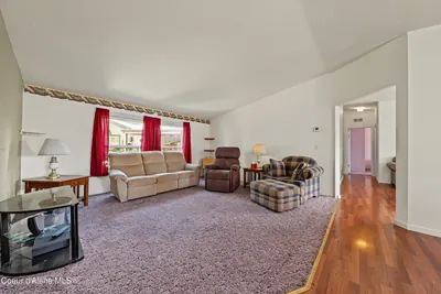 Property 26-9631 - Photo 3