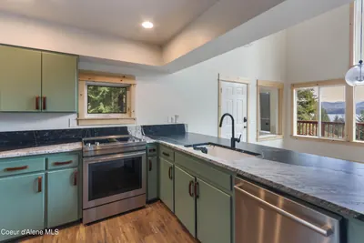 Property 26-3935 - Photo 11