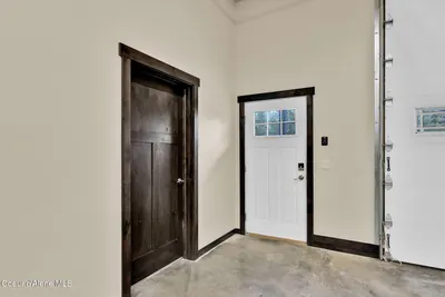 Property 26-8545 - Photo 3