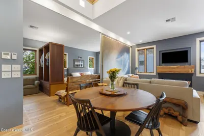 Property 26-9182 - Photo 5