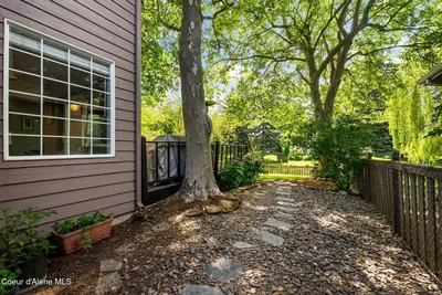 Property 26-8943 - Photo 43