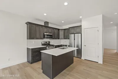 Property 26-9200 - Photo 15