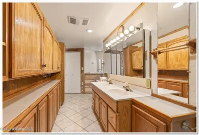 Property 26-9049 - Photo 24