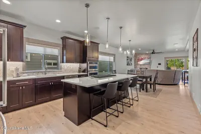 Property 26-9652 - Photo 10