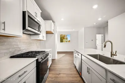 Property 26-10116 - Photo 24