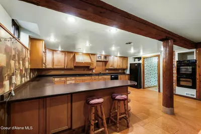 Property 26-10294 - Photo 77