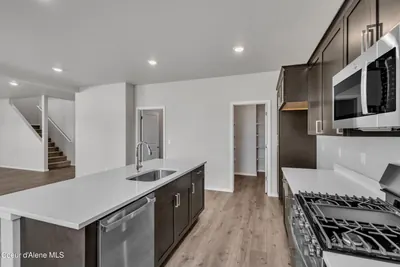 Property 26-8710 - Photo 4