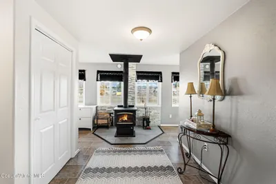 Property 26-1889 - Photo 5