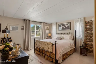 Property 26-8186 - Photo 2